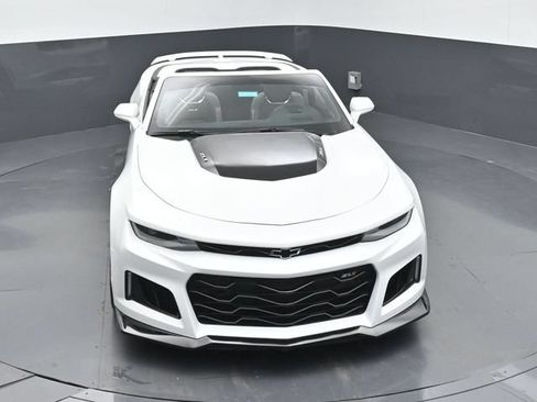 Used 2022 Chevrolet Camaro ZL1 RWD image 38