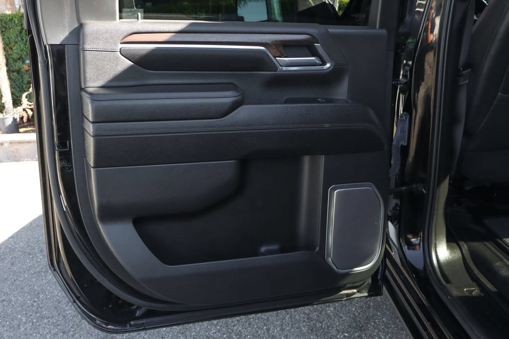 Used 2024 Chevrolet Silverado 3500 High Country w/ High Country Premium Package AWD/4WD image 50