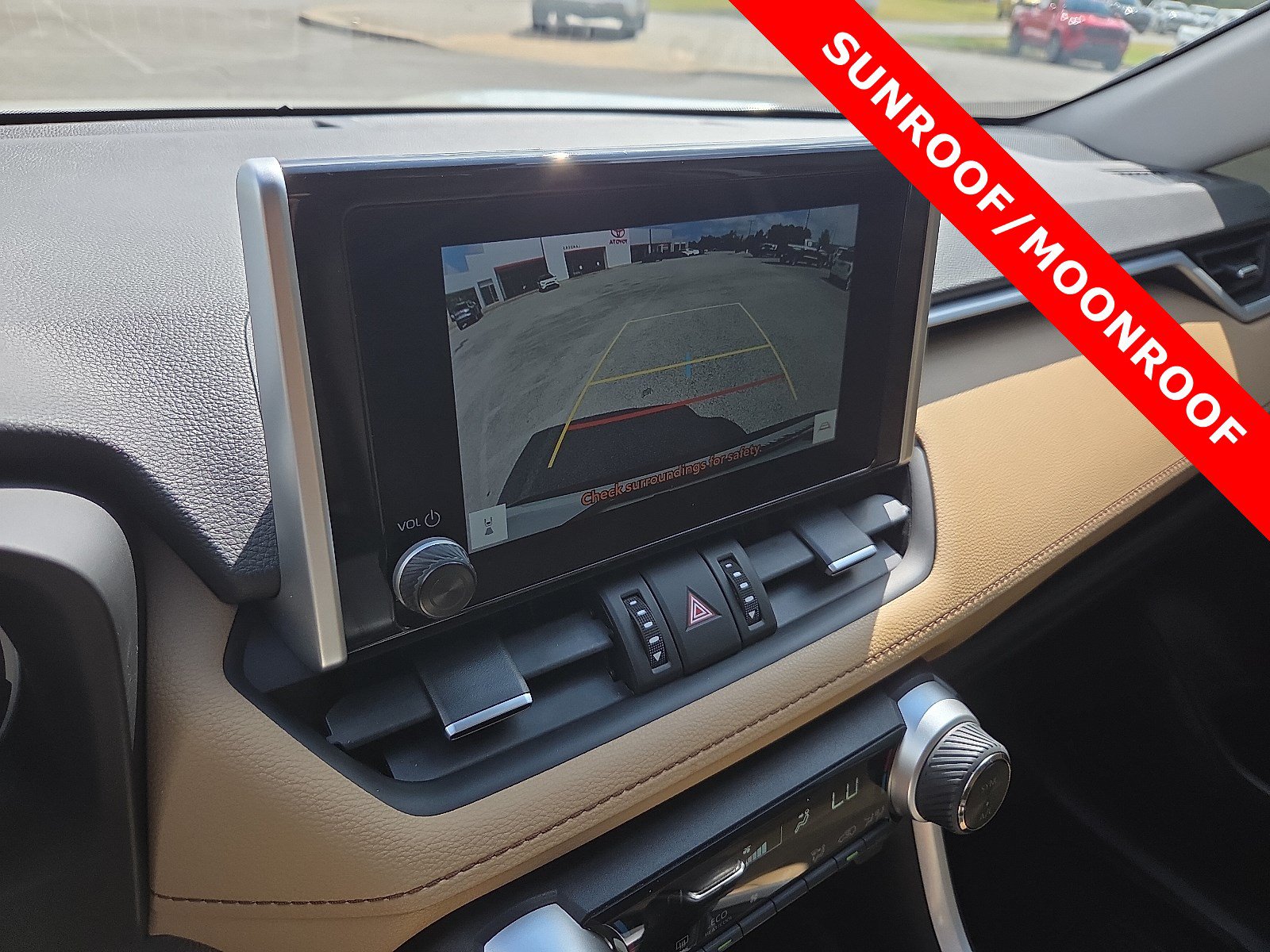 Used 2023 Toyota RAV4 XLE Premium FWD image 17