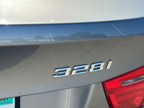 Used 2011 BMW 328i Sedan RWD image 21