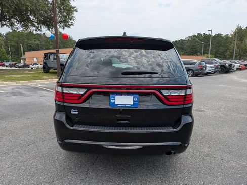 Used 2023 Dodge Durango SXT w/ SXT Blacktop Group AWD/4WD image 6