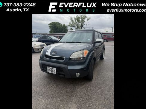 Used 2010 Kia Soul + w/ Denim Special Edition Pkg FWD image 1