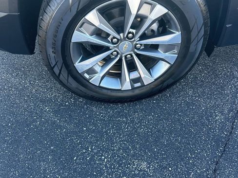 Used 2025 Chevrolet Equinox LT w/ Convenience Package II image 21