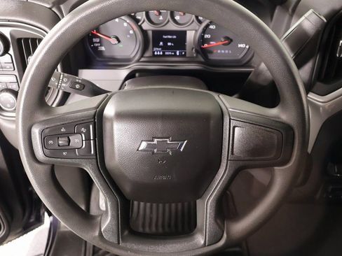 Used 2024 Chevrolet Silverado 1500 Custom Trail Boss w/ Dark Appearance Package image 3