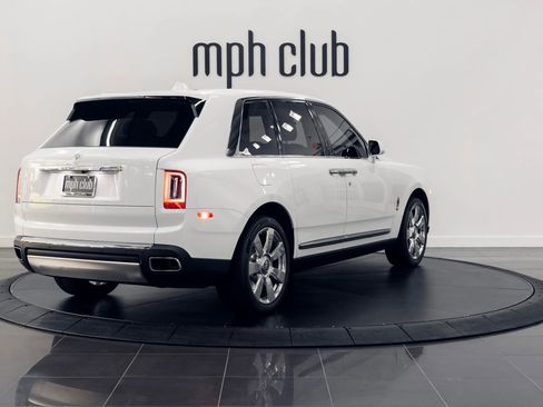 Used 2021 Rolls-Royce Cullinan AWD/4WD image 9