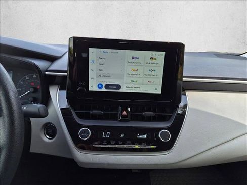 Used 2025 Toyota Corolla LE w/ LE Premium Package FWD image 13