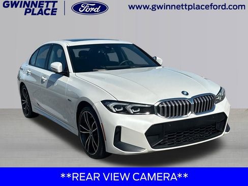 Used 2023 BMW 330e RWD image 3