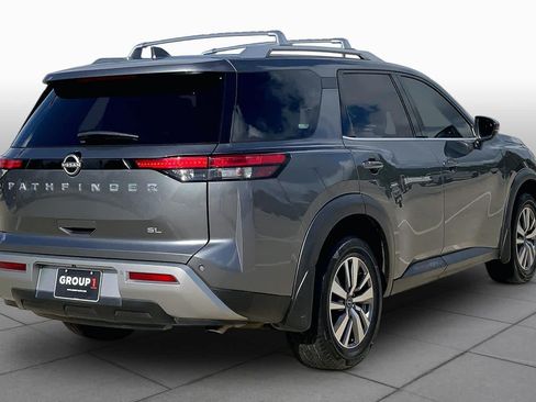 Used 2022 Nissan Pathfinder SL FWD image 13