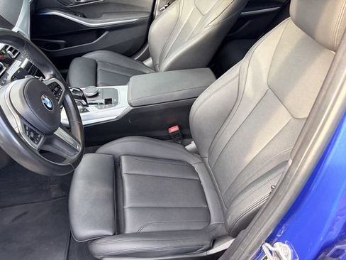 Used 2021 BMW 330i Sedan w/ M Sport Package image 6