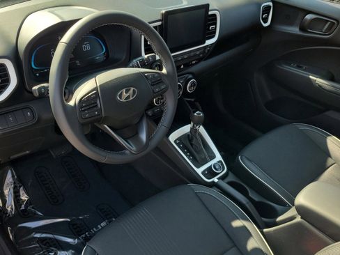 New 2026 Hyundai Venue SEL image 10