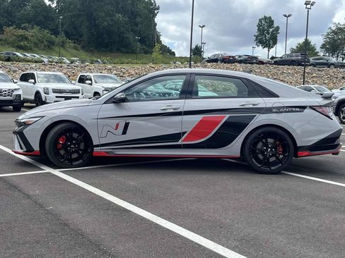 Used 2025 Hyundai Elantra N FWD image 6