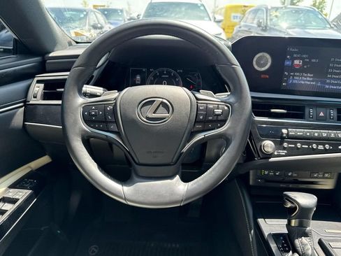 Used 2022 Lexus ES 350 w/ Premium Package FWD image 13