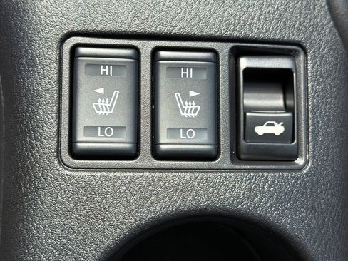 Used 2024 Nissan Z Performance w/ Floor Mat Package RWD image 28