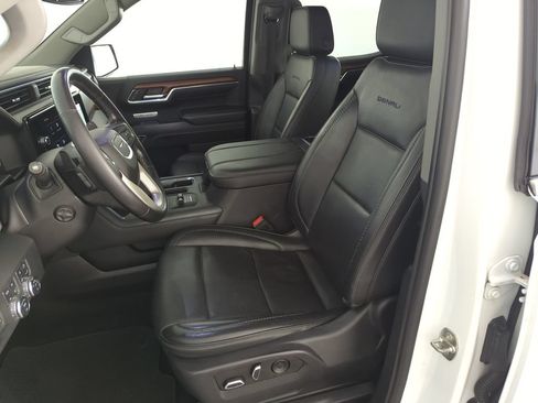 Used 2023 GMC Sierra 1500 Denali AWD/4WD image 11