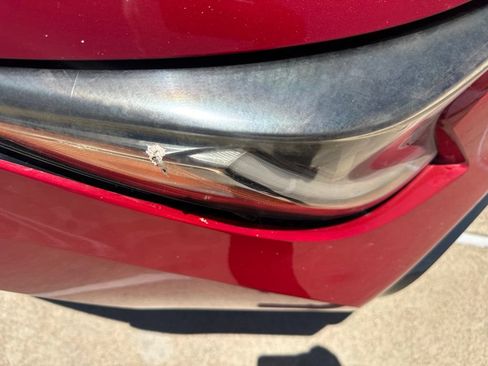 Used 2020 Toyota Corolla SE w/ SE Premium Package FWD image 3