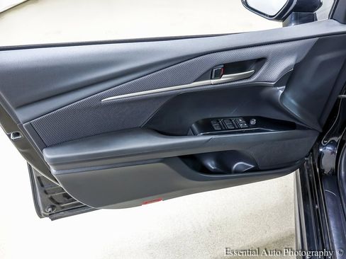 Used 2025 Toyota Camry SE image 19