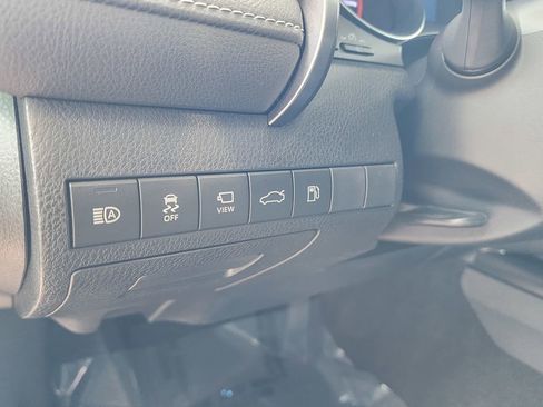 Used 2018 Toyota Camry XSE w/ Driver Assist Package image 17