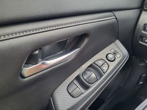 Used 2025 Nissan Sentra SV FWD image 22