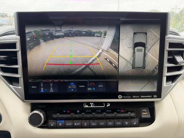 Used 2023 Toyota Sequoia Capstone AWD/4WD image 31