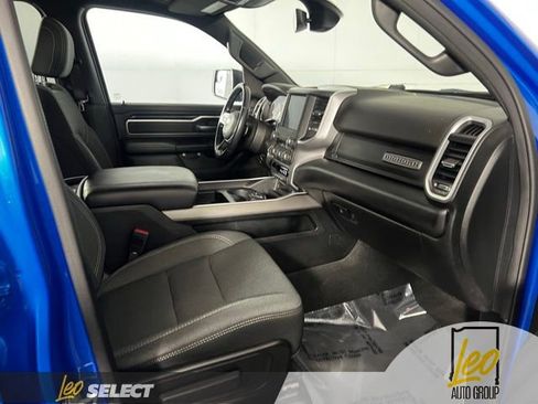 Used 2022 RAM 1500 Big Horn AWD/4WD image 23