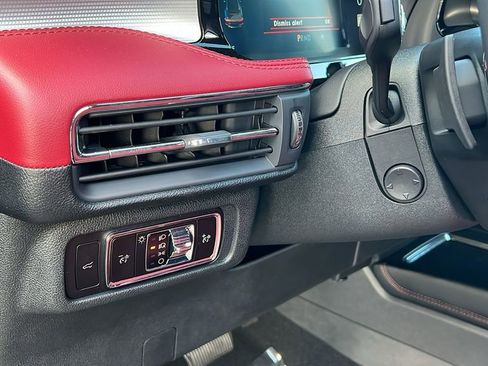 New 2025 Lincoln Corsair Reserve w/ Jet Appearance Package image 13