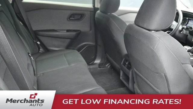 Used 2023 Nissan Rogue S AWD/4WD image 13