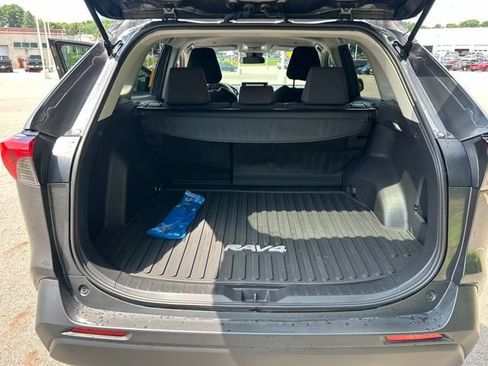 Used 2025 Toyota RAV4 LE AWD/4WD image 55