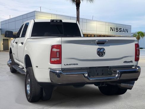 Used 2022 RAM 3500 Tradesman AWD/4WD image 4