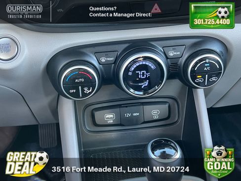 Used 2025 Hyundai Venue SEL FWD image 13