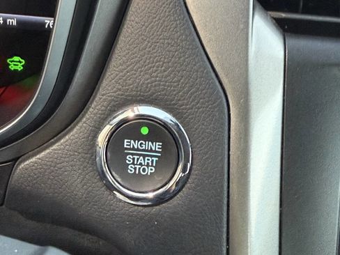 Used 2019 Ford Fusion SE image 30