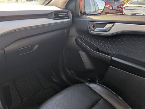 Used 2020 Ford Escape SEL image 20