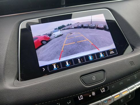 Used 2020 Cadillac XT4 Premium Luxury FWD image 14