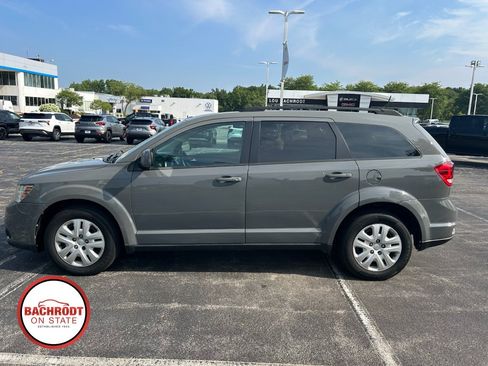 Used 2019 Dodge Journey SE FWD image 8