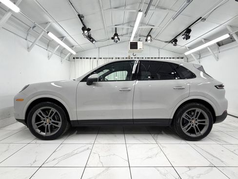 New 2026 Porsche Cayenne image 15
