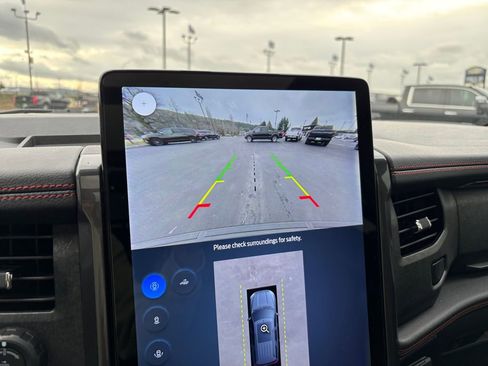 Used 2024 Ford Expedition Limited image 20