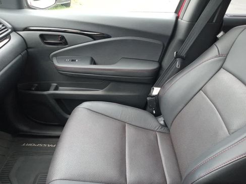 Used 2024 Honda Passport Black Edition image 22