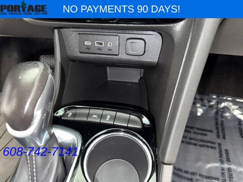 Used 2023 Buick Encore GX Select FWD image 18