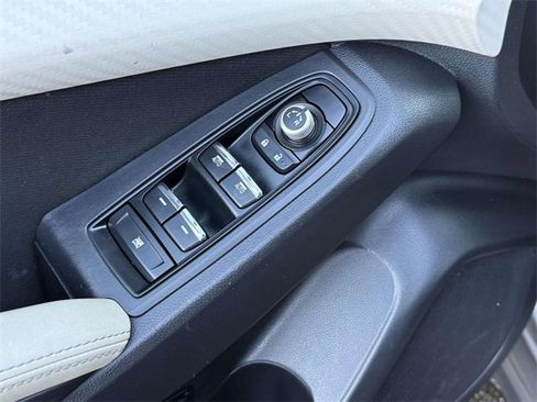 Used 2022 Subaru Ascent Premium w/ Convenience Package image 17