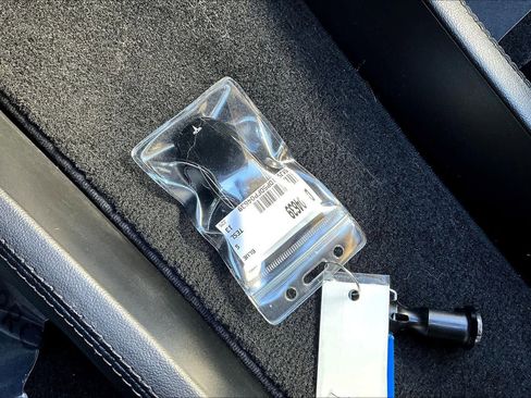 Used 2013 Tesla Model S Performance image 13