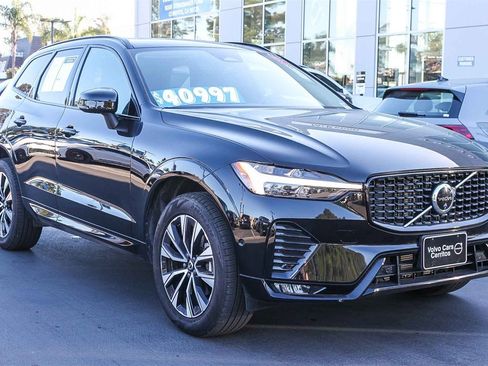 Used 2025 Volvo XC60 B5 Plus image 3