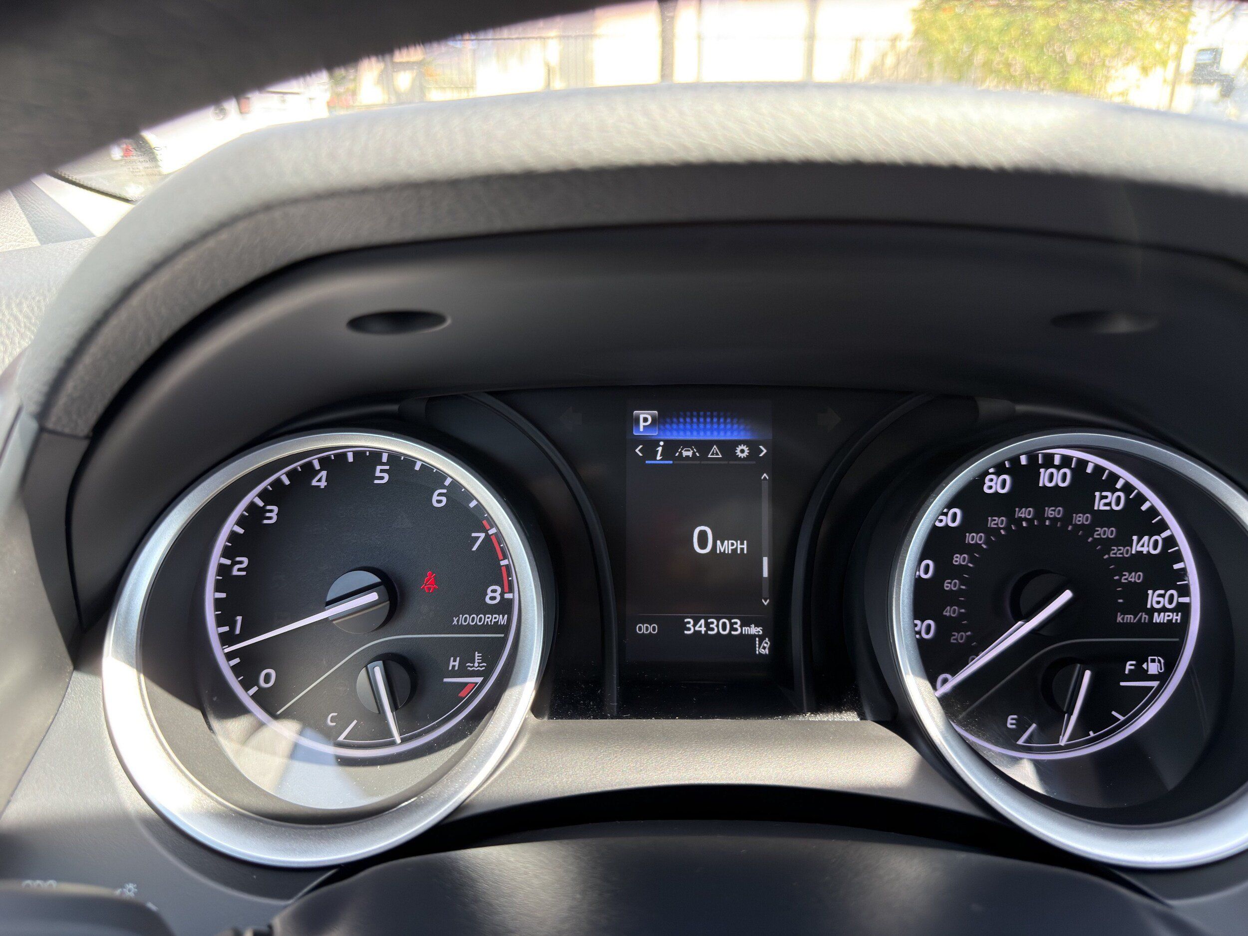 Used 2024 Toyota Camry LE FWD image 29