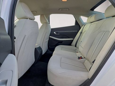 Used 2025 Hyundai Sonata SEL FWD image 13