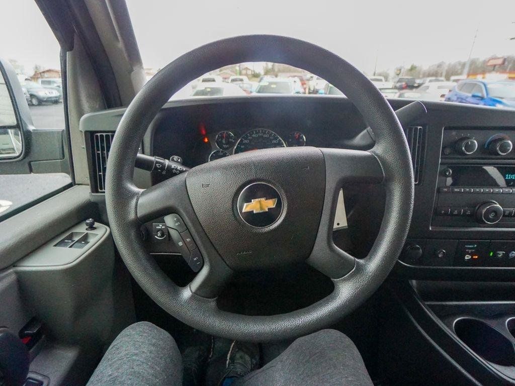Used 2020 Chevrolet Express 3500 LT w/ LT Preferred Equipment Group RWD image 14