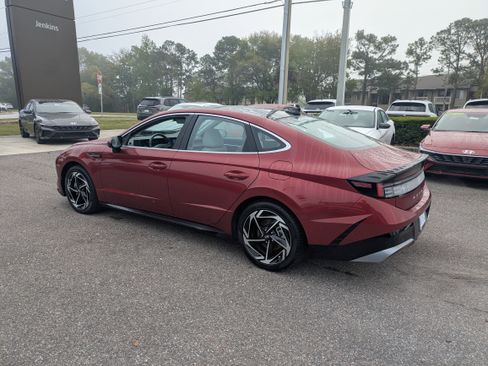 Certified 2024 Hyundai Sonata SEL w/ Convenience Package image 5