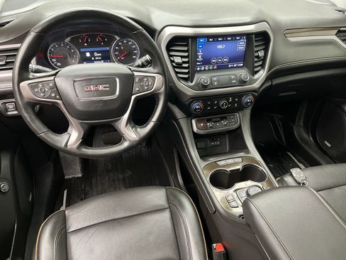 Certified 2023 GMC Acadia AT4 w/ Preferred Package image 16