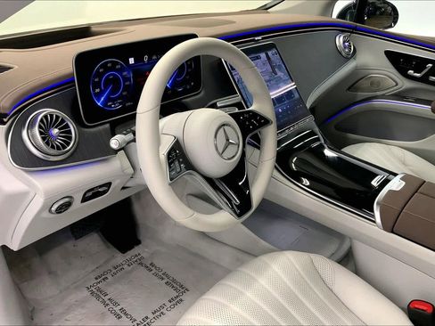 Certified 2022 Mercedes-Benz EQS 450+ Sedan image 20