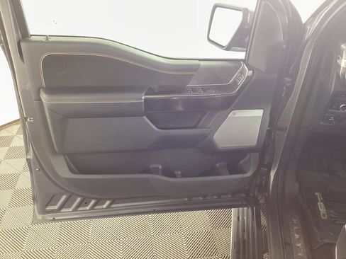 Used 2021 Ford F150 Platinum image 19