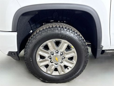 New 2026 Chevrolet Silverado 3500 High Country w/ Technology Package image 19