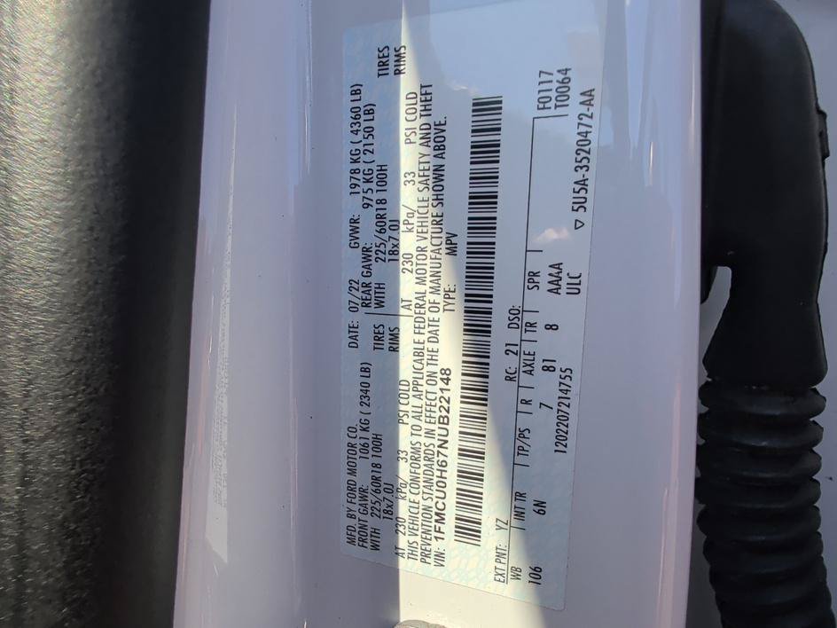 Used 2022 Ford Escape SEL w/ Technology Package FWD image 31