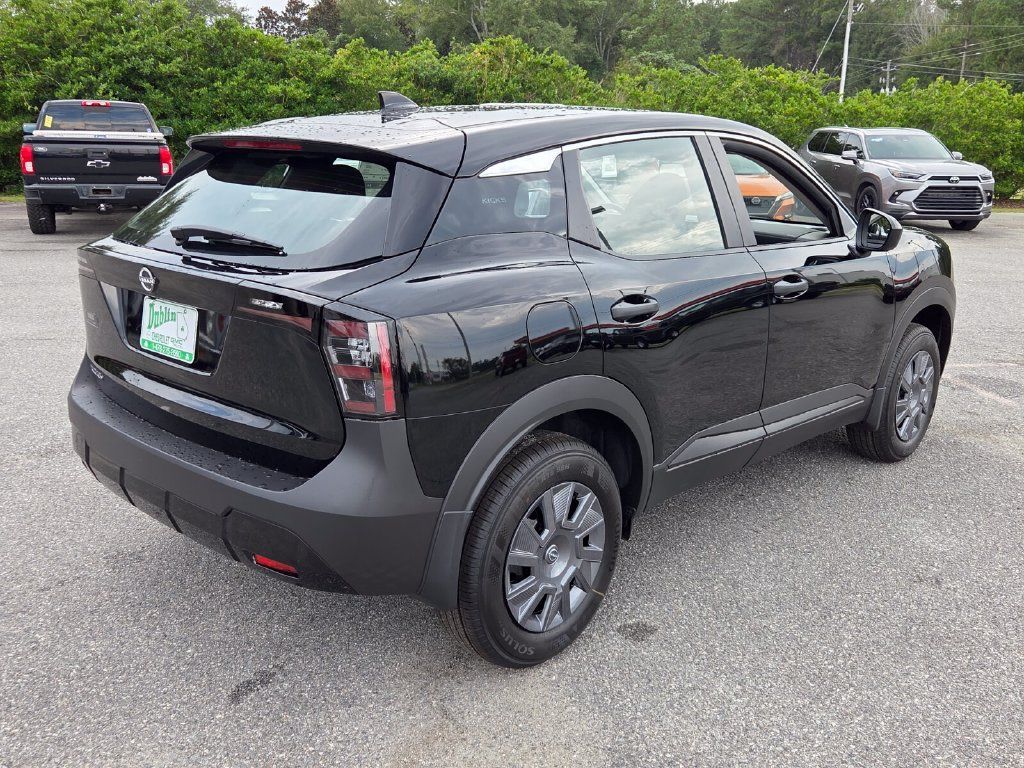 New 2027 Nissan Kicks S FWD image 12